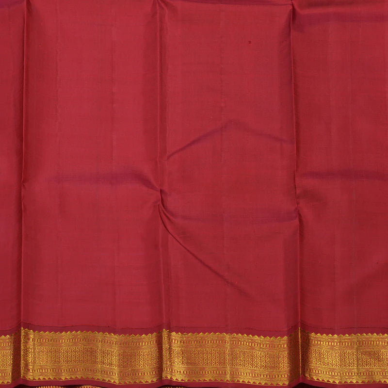 Black korvai Green / red Ganga Jamuna thread plus buttas