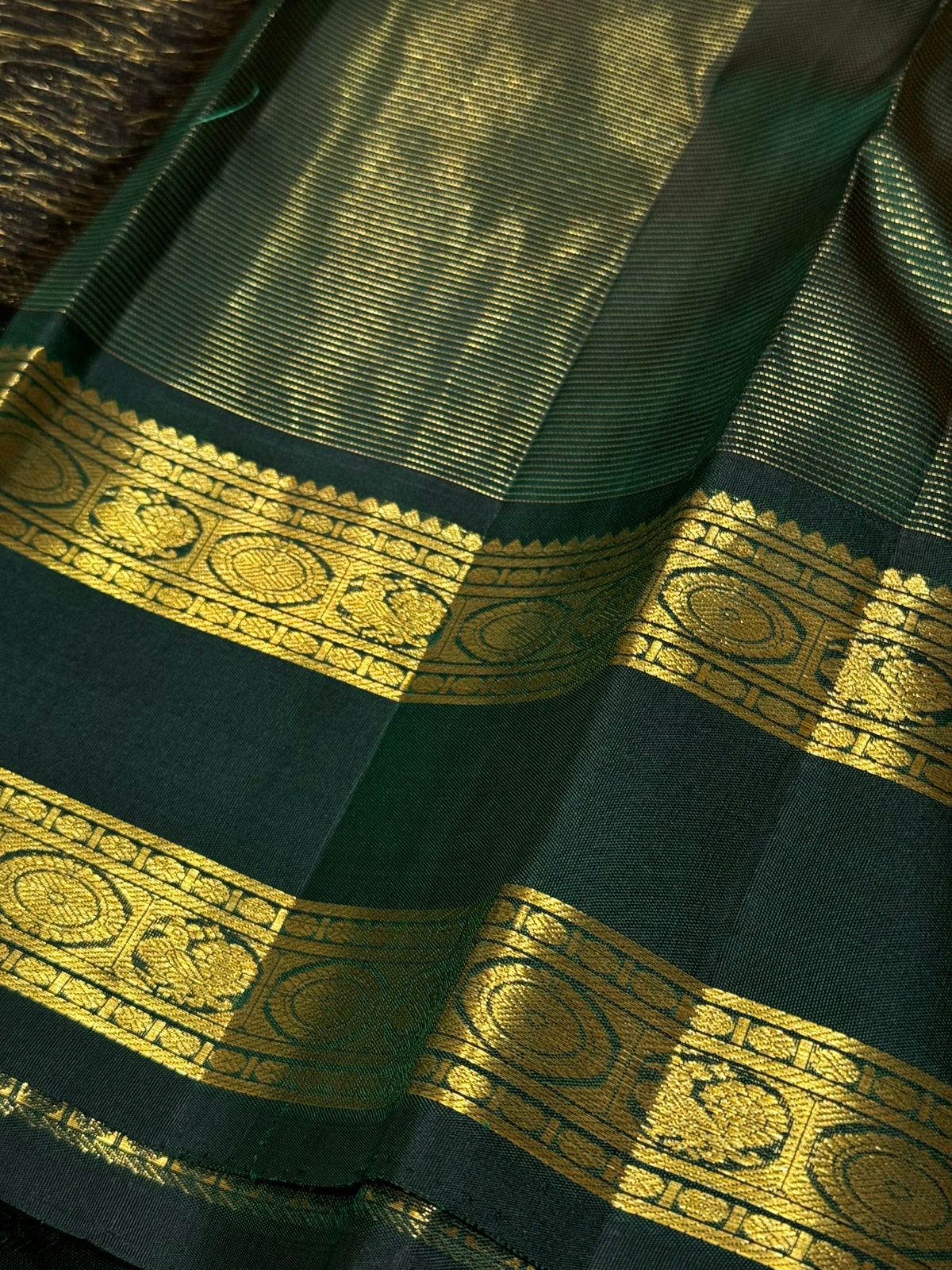 Sunshine yellow with sapphire green vairaoosi rettapate
