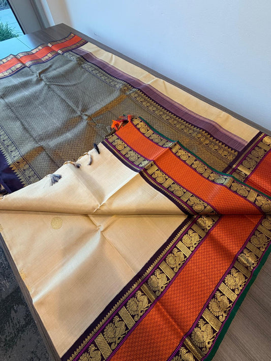 Beige / brown buttas Korvai