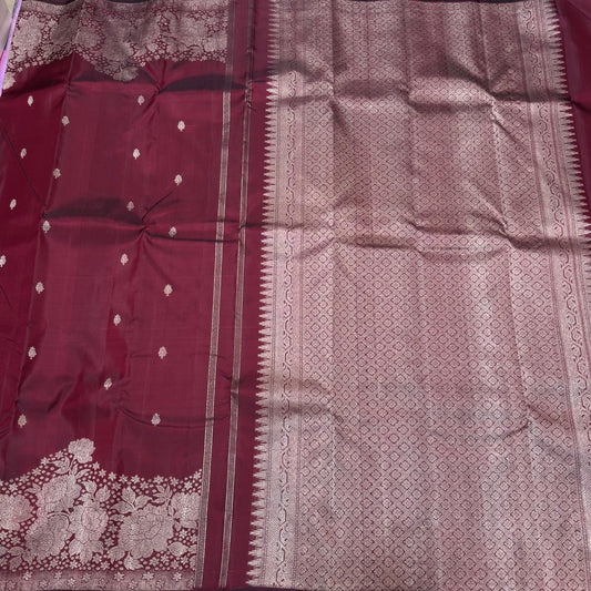 Deep burgundy brown turning borders