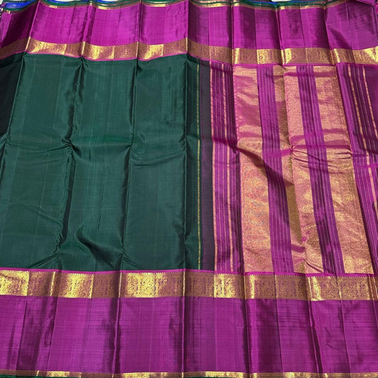 Deep bottlegreen magenta long border