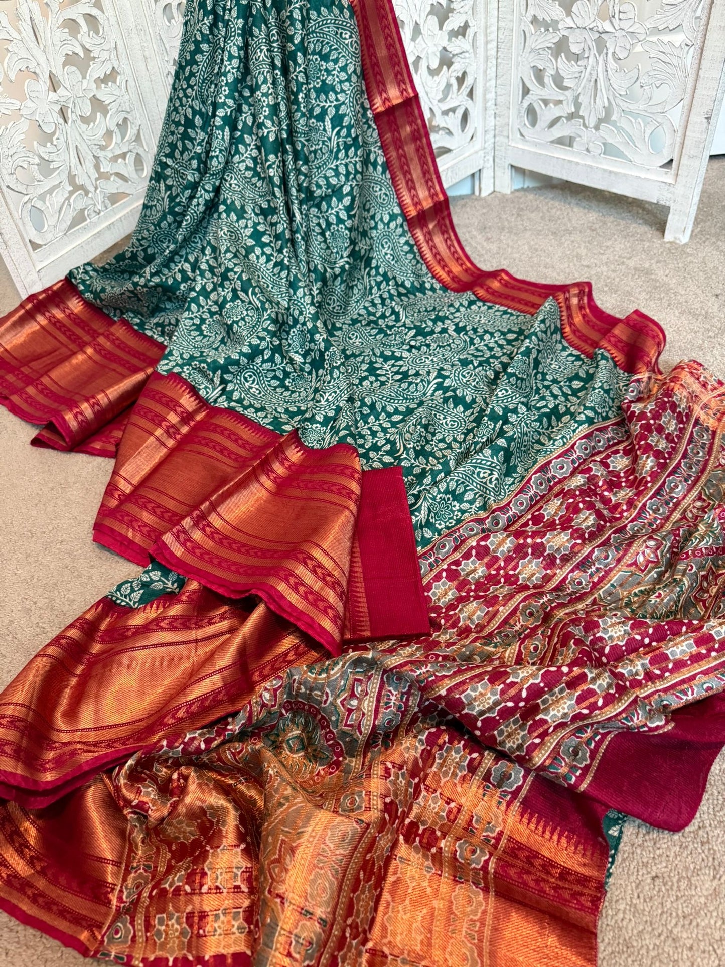 Buttery soft Chanderi Green red