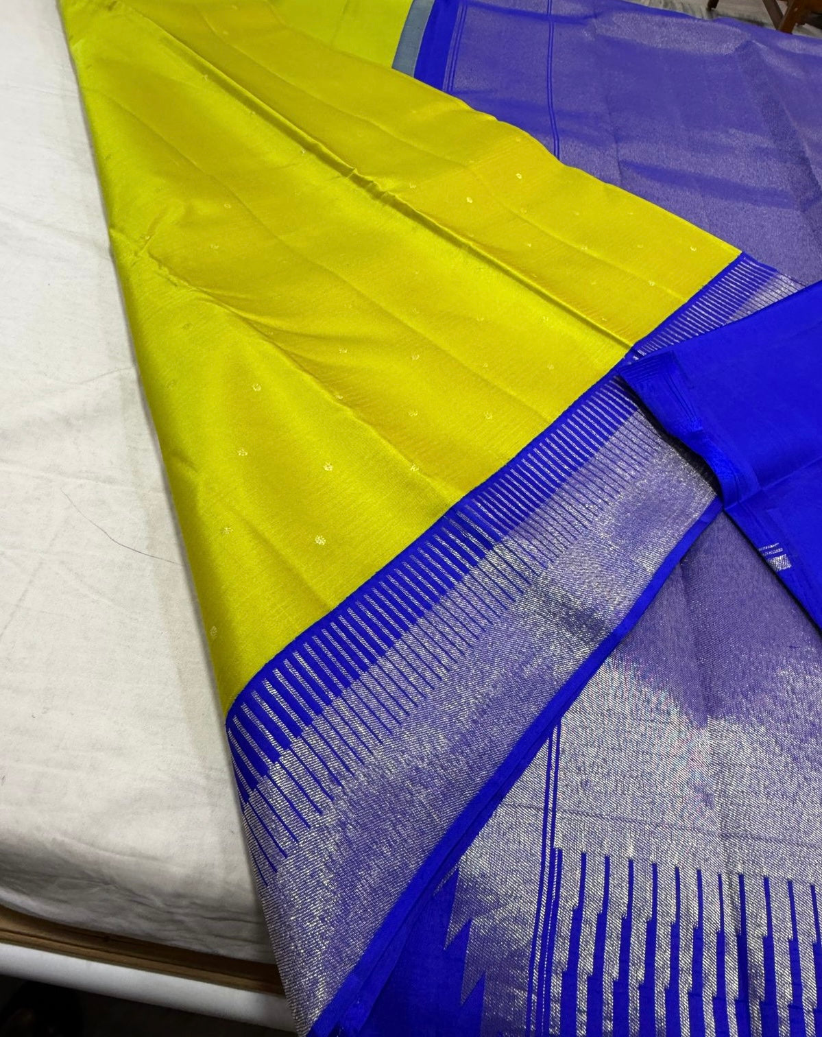 Neon green with royal blue 8kol buttas korvai