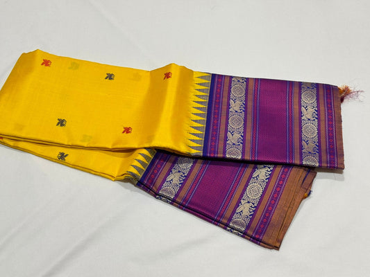 Yellow with royal blue buttas Varisaipet