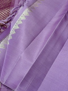 Vaadaamalli with lavendar jacquard