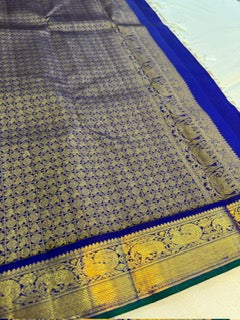 Beige violet blue dual tone korvai