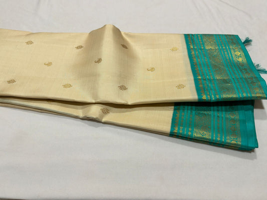 Ivory with rexona buttas korvai