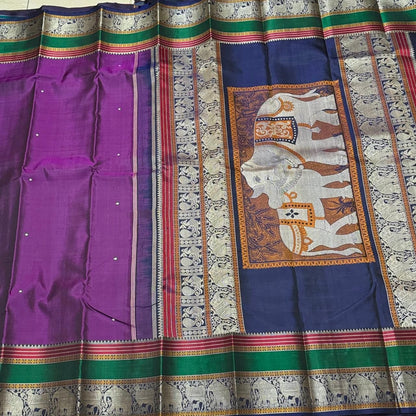 Dark wine/navy blue Rishabhakunjaram