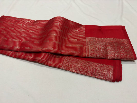 Chilly red with navy blue jacquard