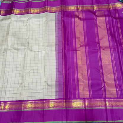 Elakka gren with deep purple checks korvai