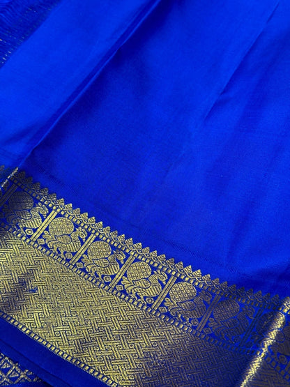 Deep Emerald green with royal blue Korvai