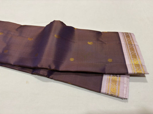 Dual tone brown with soft pastel creamish pink shade with buttas korvai