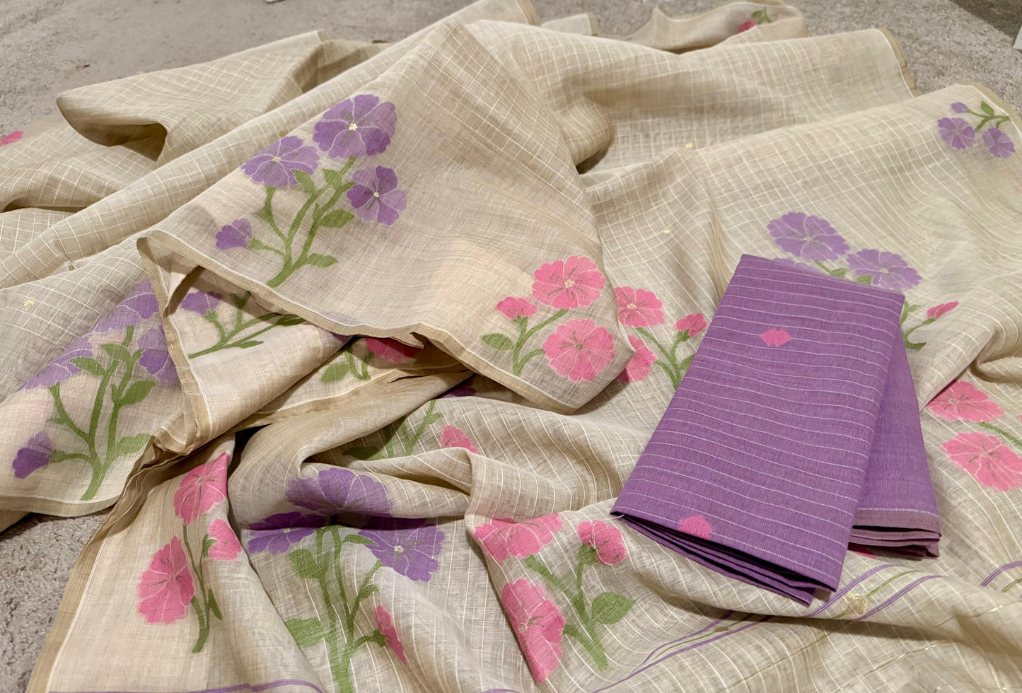 Cream / Lavender linen