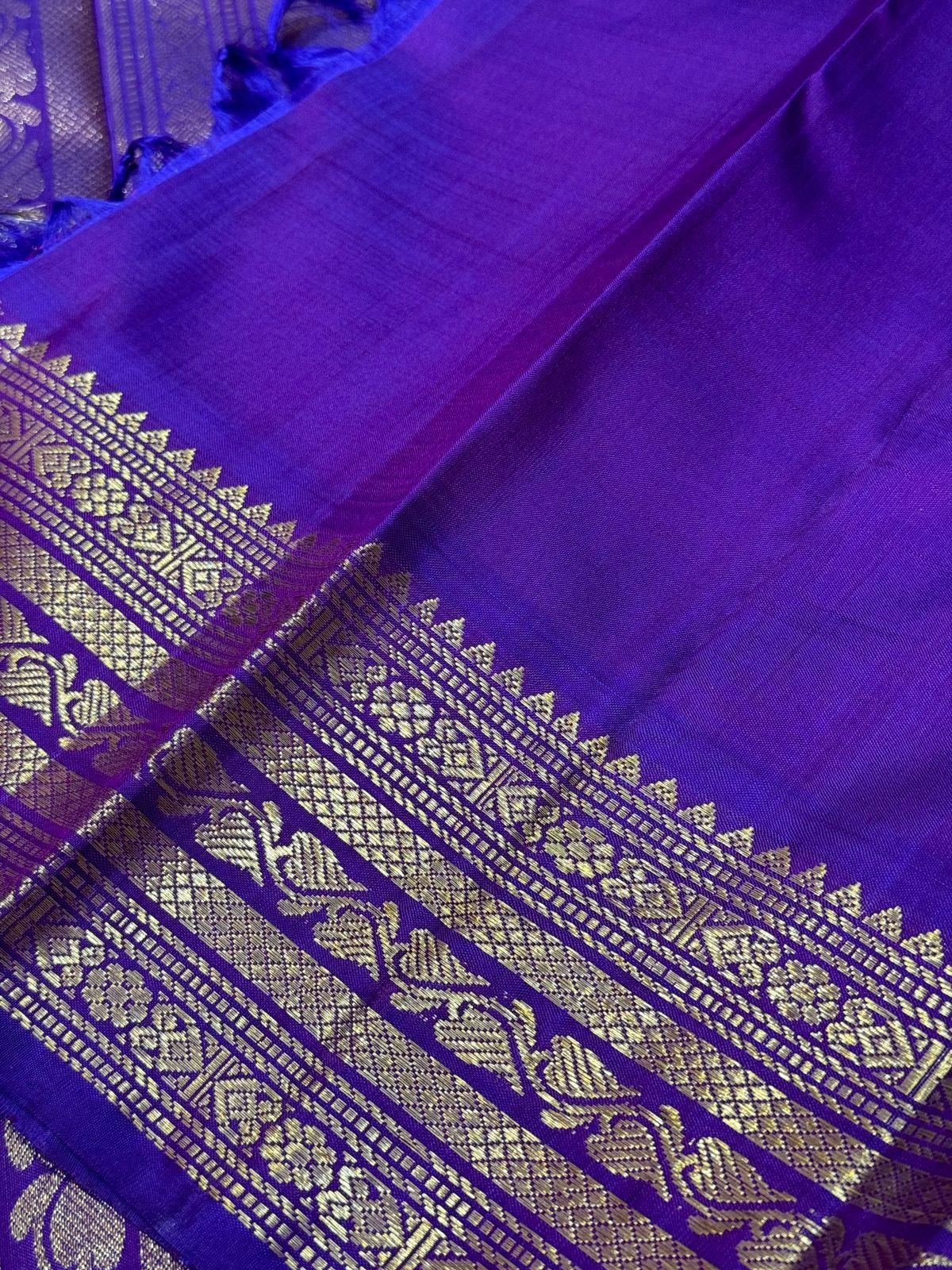 Lotus pink with Violetish blue Korvai