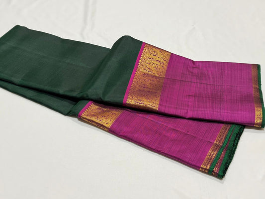 Deep bottlegreen magenta long border