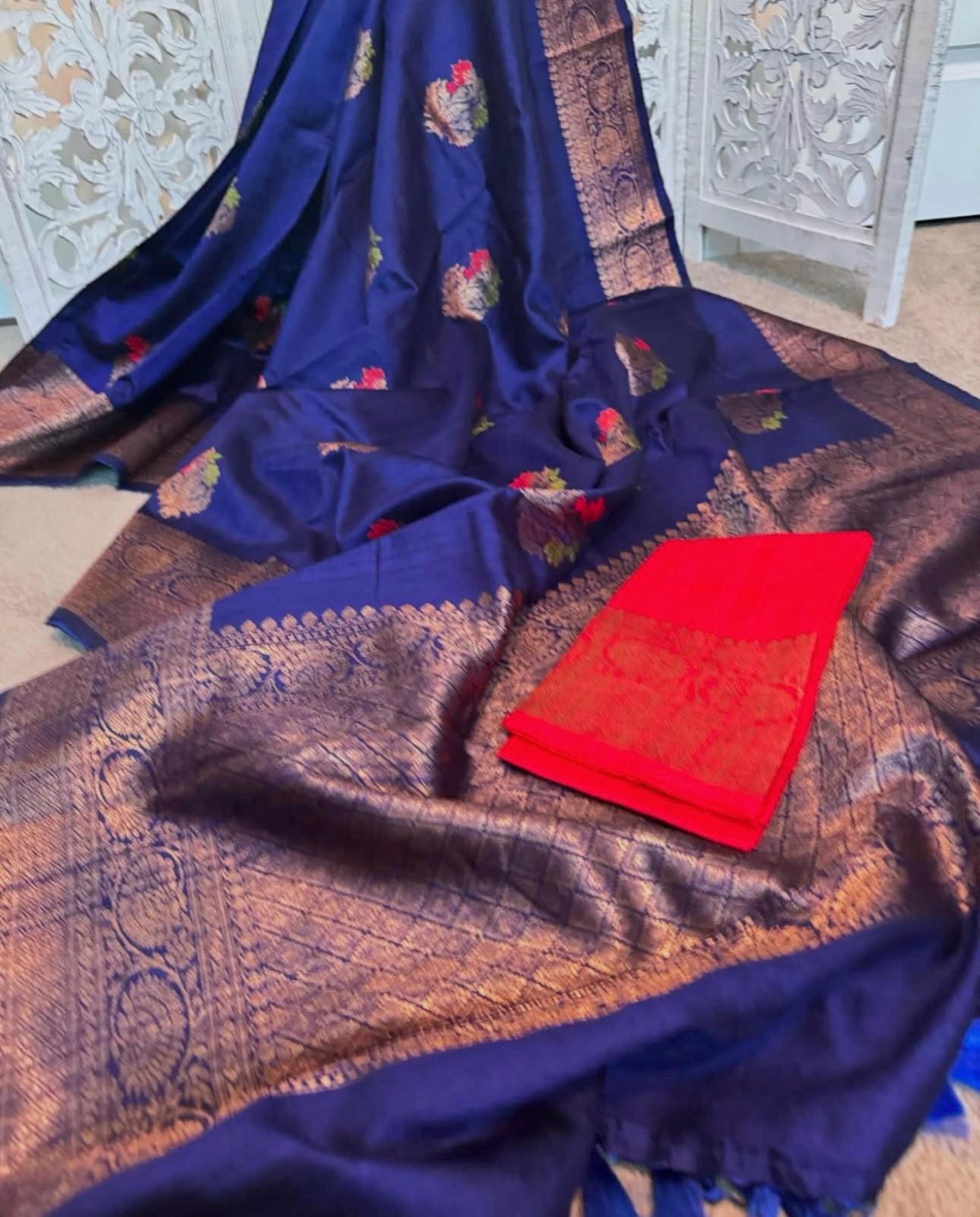 Blue pure silk Benarsari with Minakari matt antique Zari