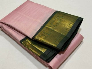Soft pink with bottle green vaira oosi