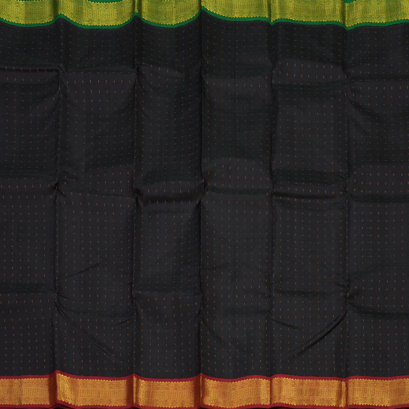 Black korvai Green / red Ganga Jamuna thread plus buttas