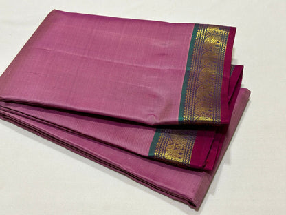 Onion pink with sapphire green