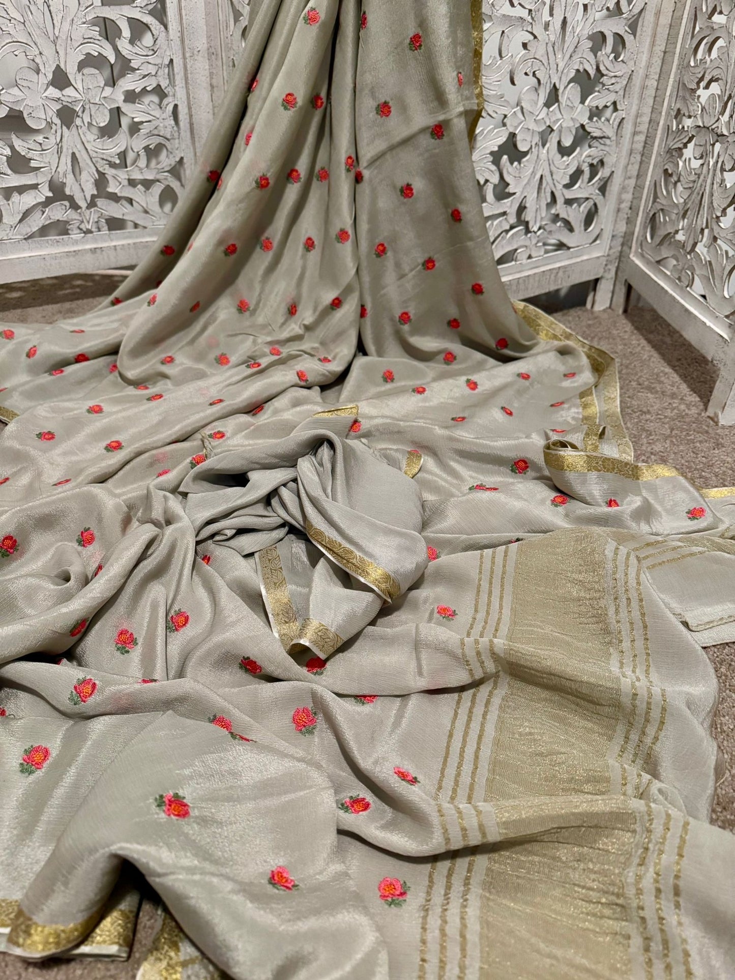 Munga crepe georgette embroidery grey