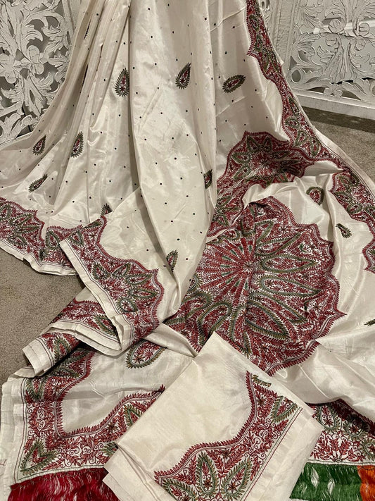 Pure Kashmiri silk with thread workOff white