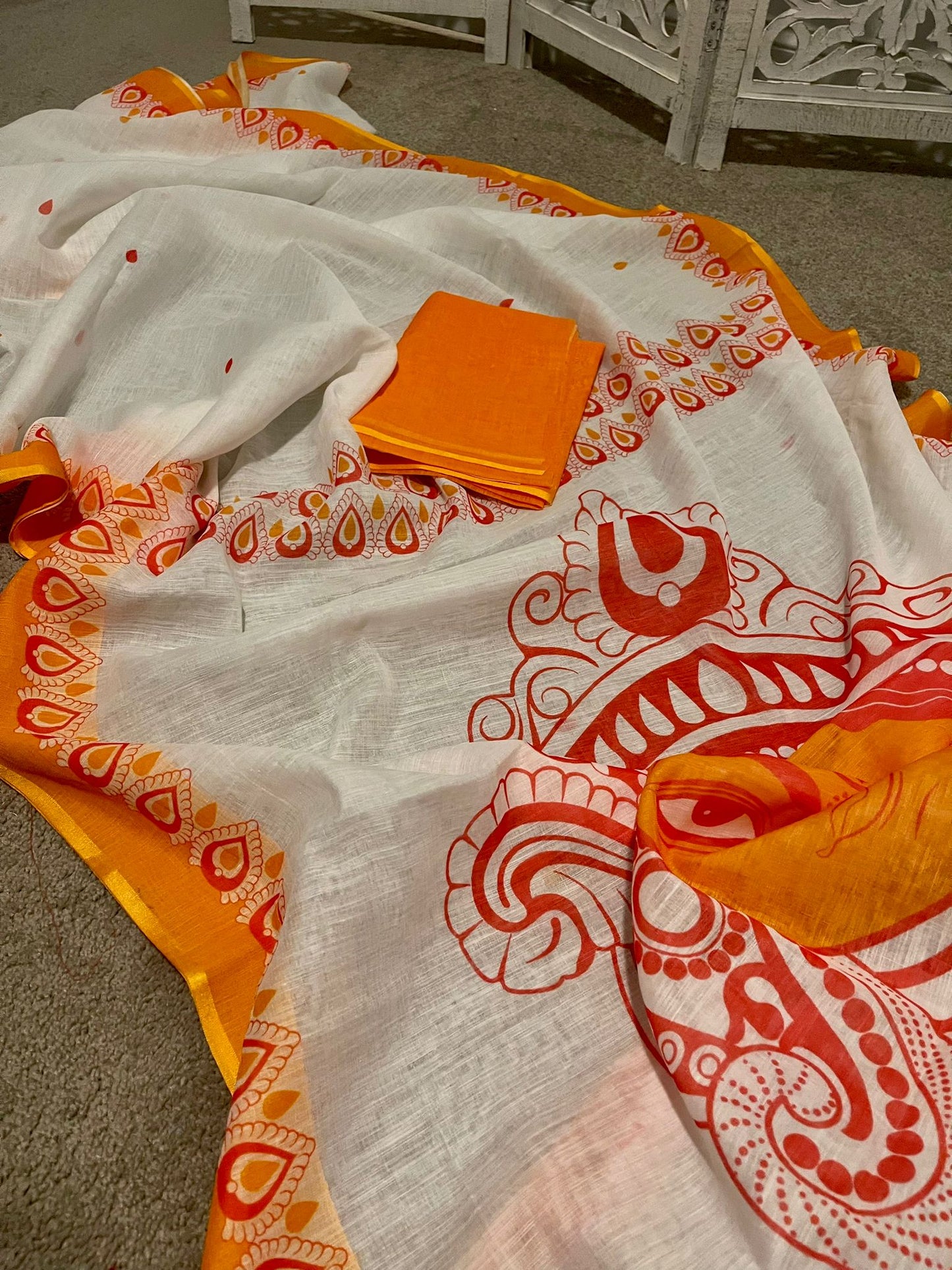 Off white / orange soft linen