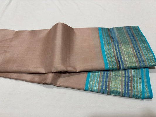 Biscuit beige with blue korvai