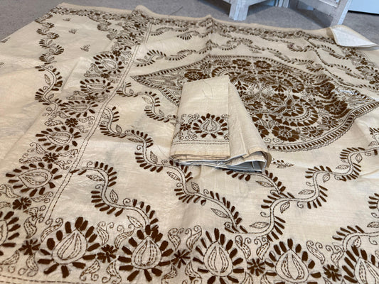 white / black tussar silk