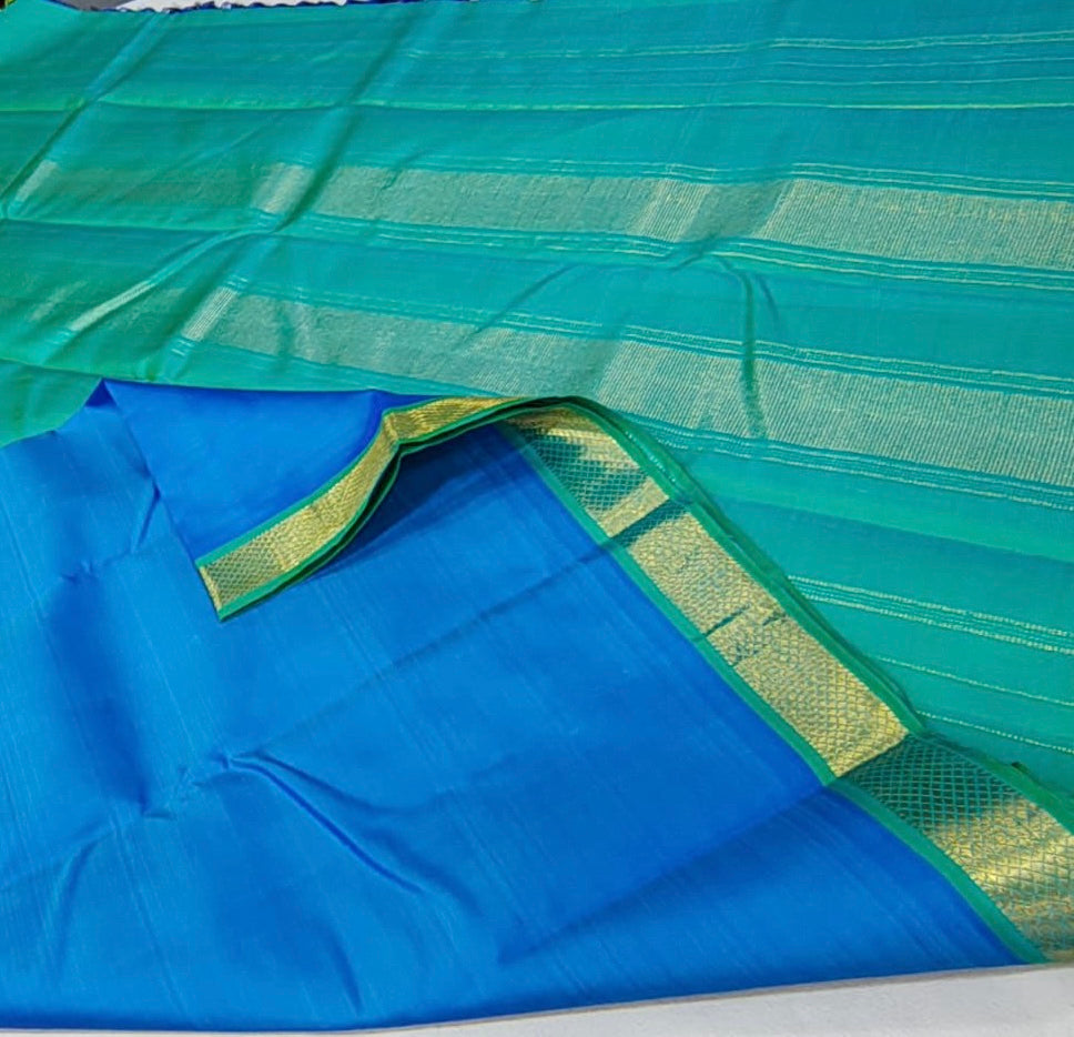 Ink blue / pastel green