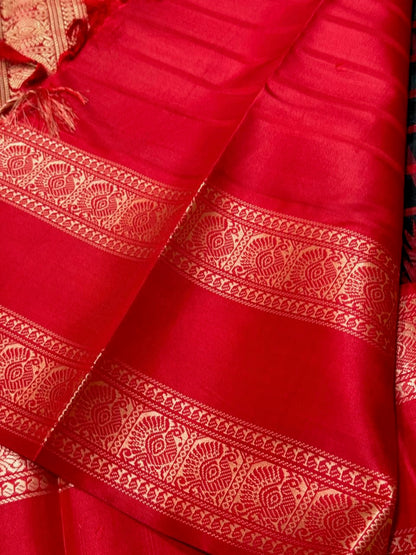 Black/red rettapate korvai checks temple border