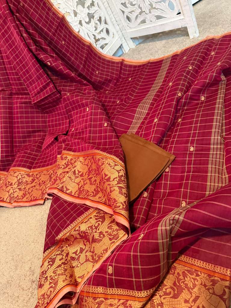 Maroon checks