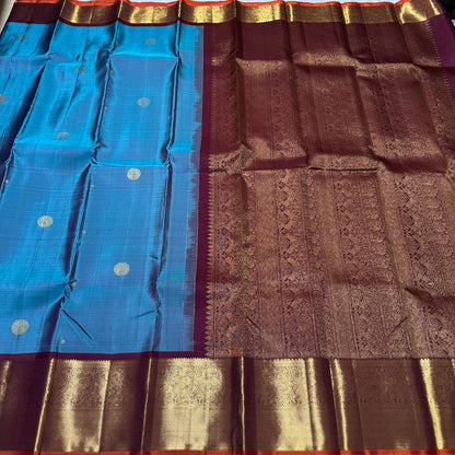 Ananda blue / Deep blue mayil chakram buttas