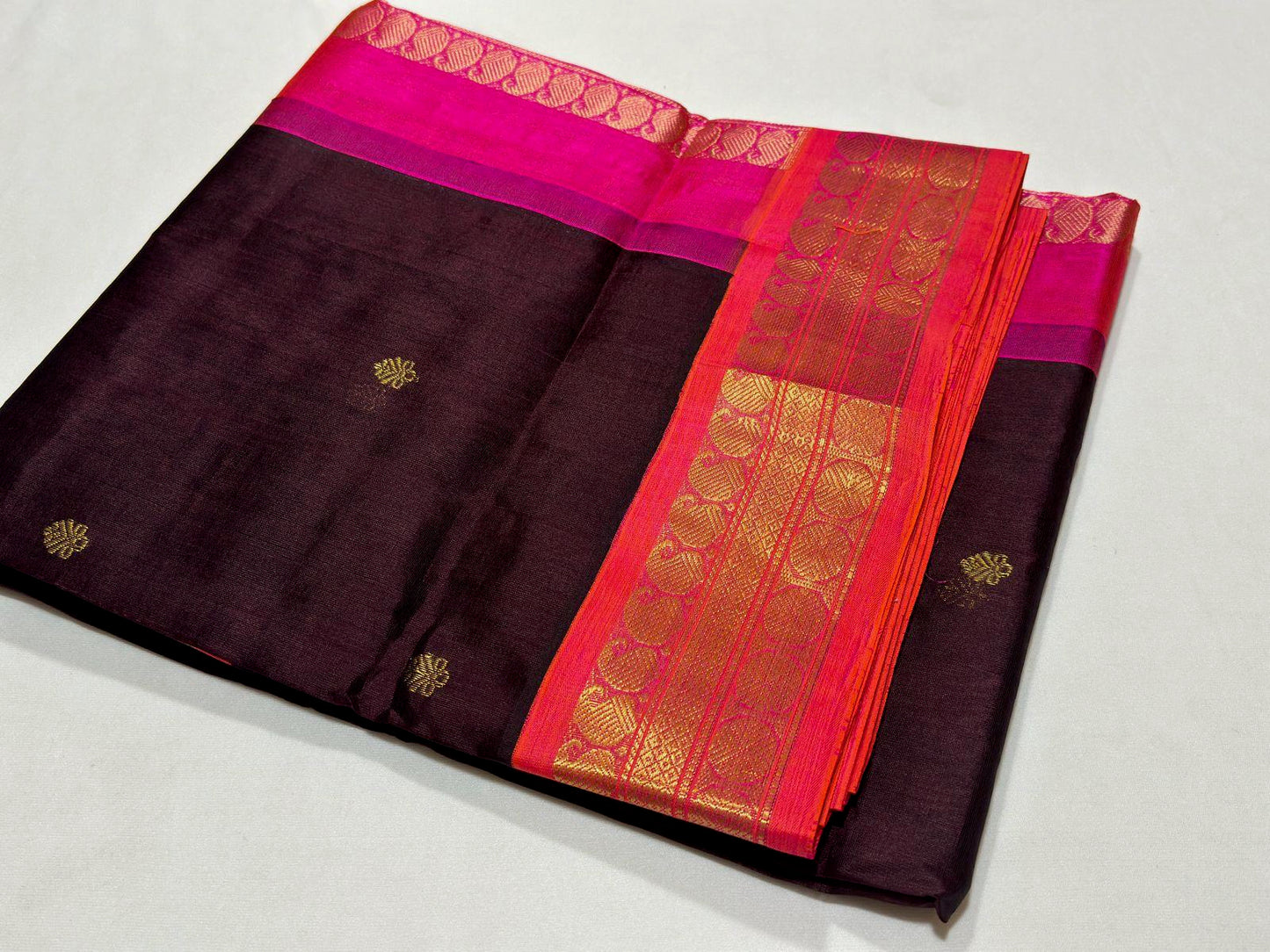 Coffee brown/pink with buttas korvai