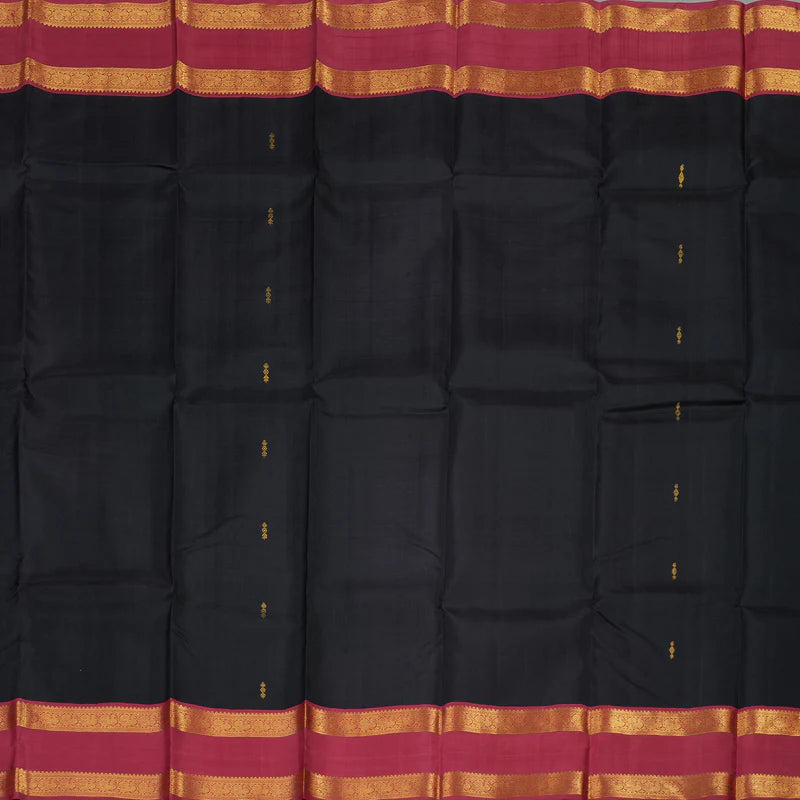 Black maroon rettapate korvai with buttas