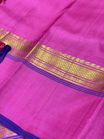 Ivory creamish white / pink korvai
