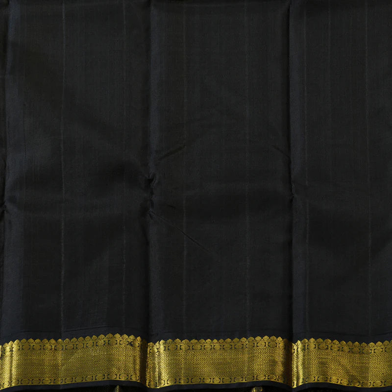 Lemon yellow / black korvai with buttas