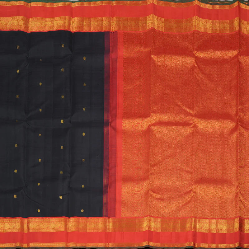 Black reddish orange rettapate korvai with buttas