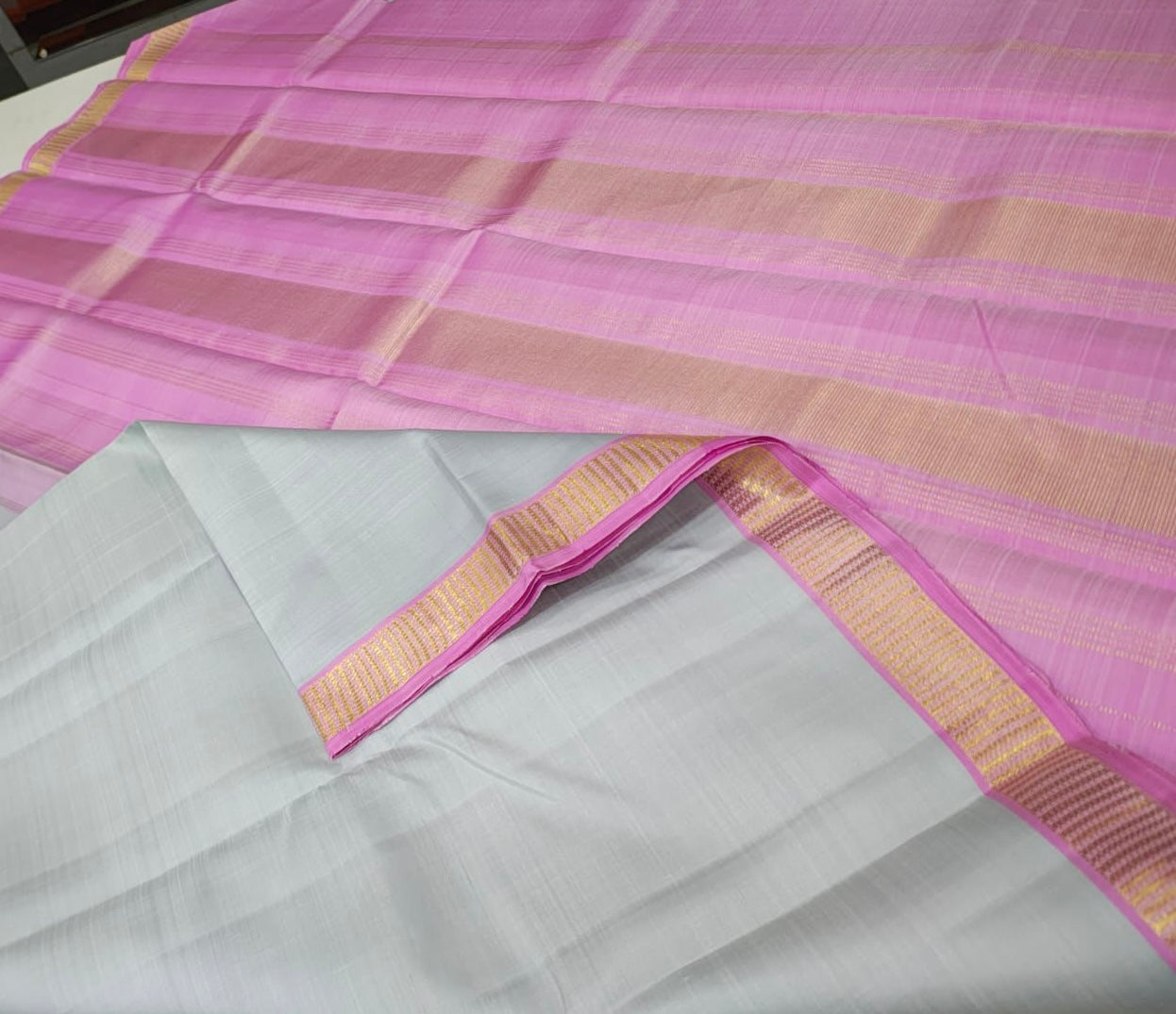 Pastel grey rosemilk pink self contrast