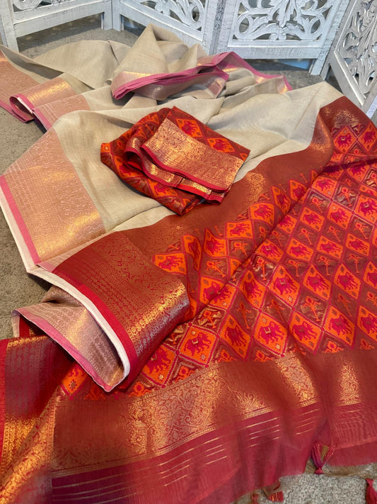 Benarasi off white / red linen