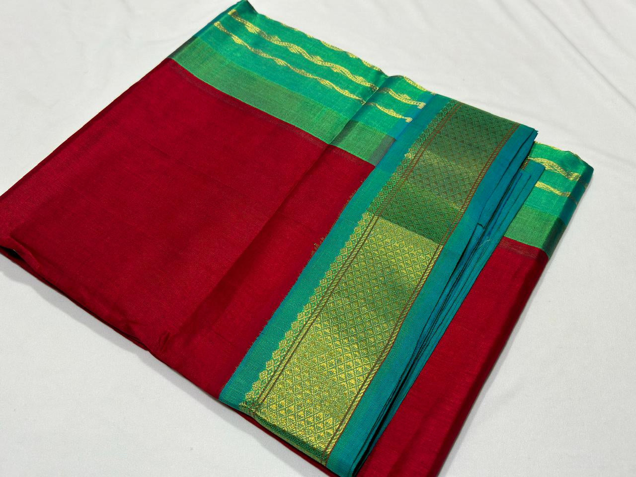 Deep red with sea green araimadam plain korvai