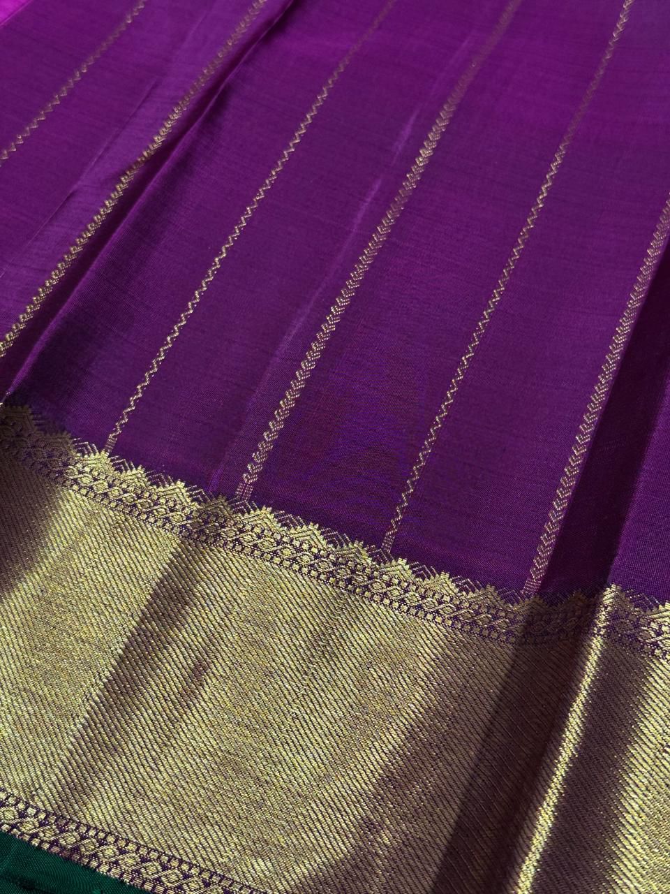 Black / Wine buttas kalshetra kili pallu