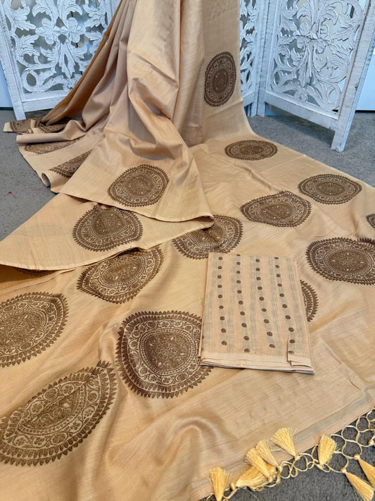 Cream Ivory Moonga Benarasi