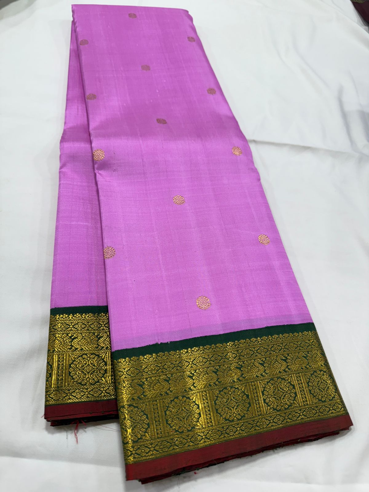 Lotus pink / bottle green buttas korvai