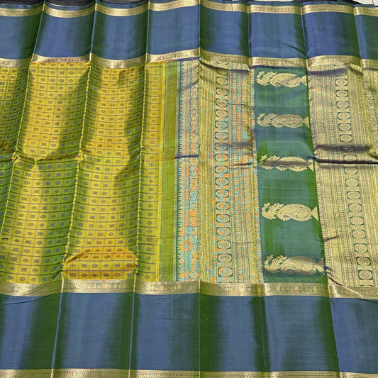 Olive green with dual tone Ramar green 1000 buttas rettapate border