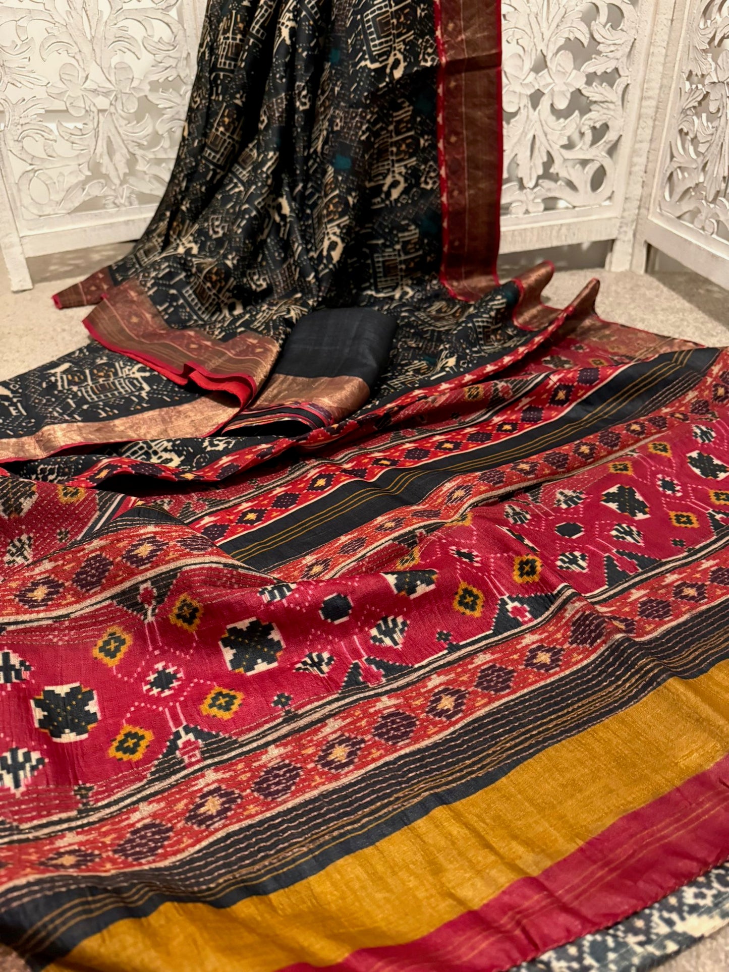 Pure Tussar silk with Zari border black / gold burnt red