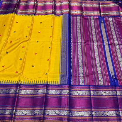 Yellow with royal blue buttas Varisaipet