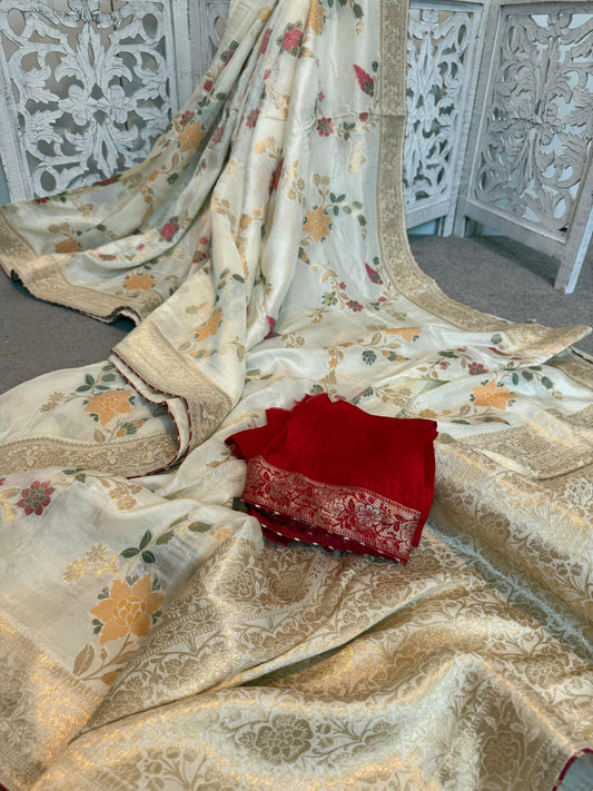 Off white benarasi floral print