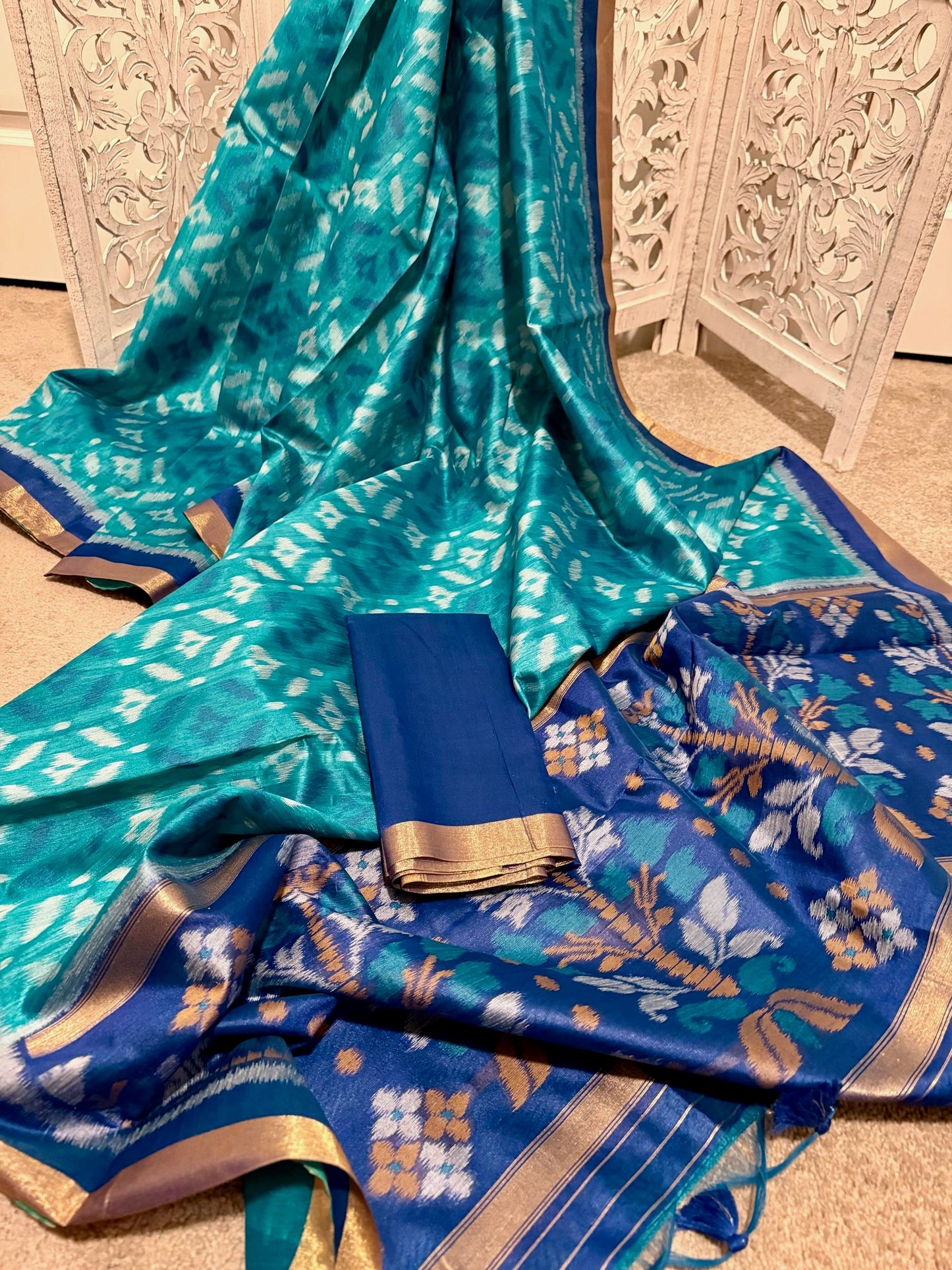Matka Tussar silk Light blue with dark blue
