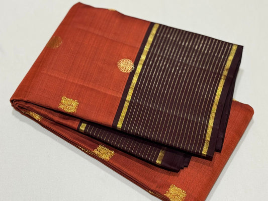 Rust / brown striped borders mayil / chakram buttas