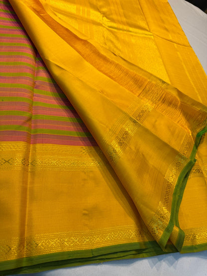 Multicolor checks with yellow rettapate border